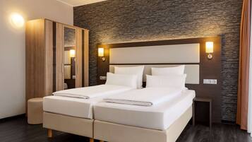 Comfort Twin Room (Plus) | Premium bedding, in-room safe, desk, blackout curtains