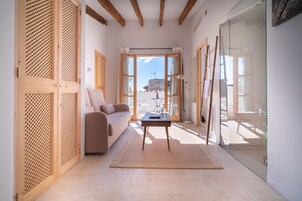 Superior lakosztály | Nappali | Síkképernyős tévé