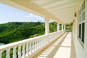 Exterior - Woburn Villa Apartments (St. George's)
