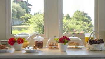 Petit déjeuner buffet compris tous les jours