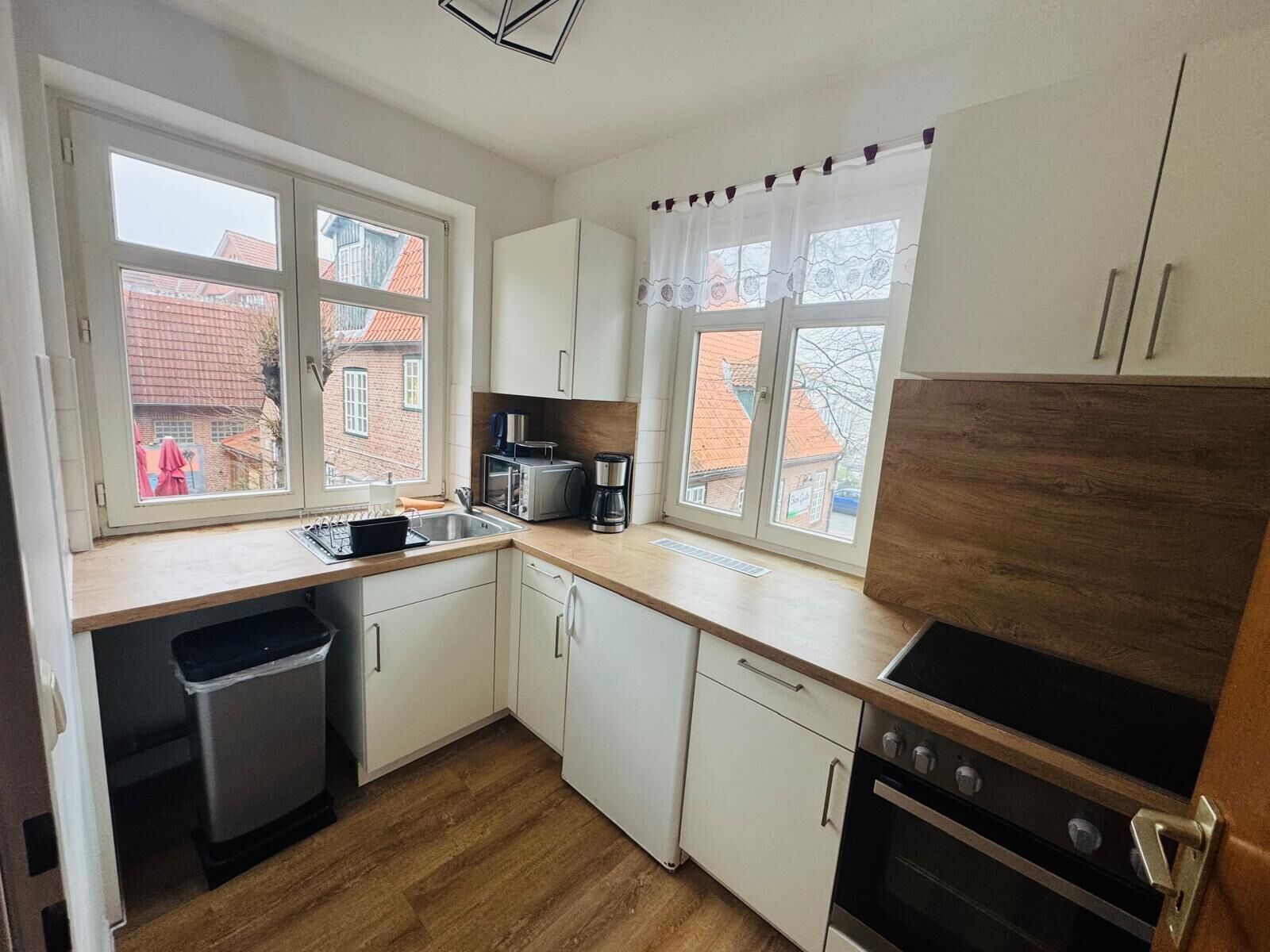 Standard Apartment | Private kitchen | Shared fridge