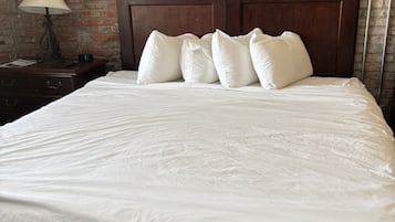 Tweepersoonskamer, en-suite badkamer (King Guest Room)