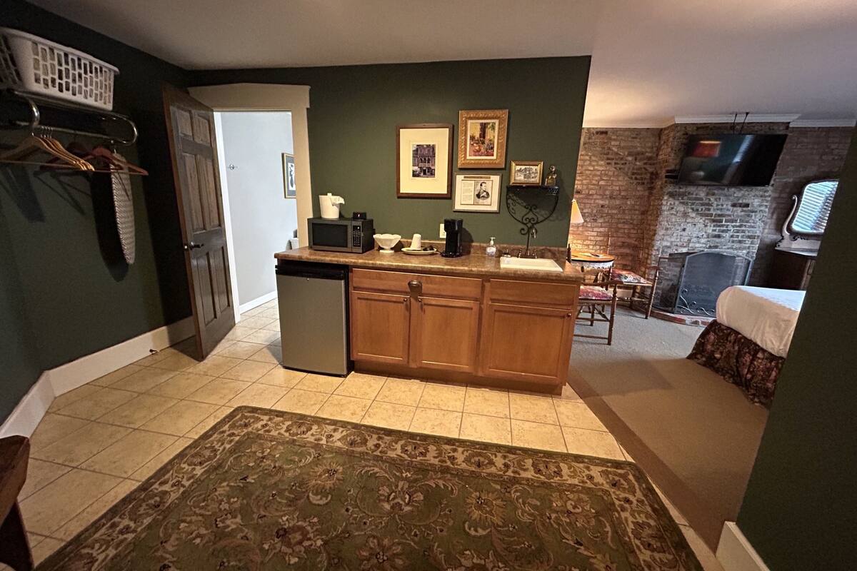 double room, ensuite (queen suite) | 1 bedroom