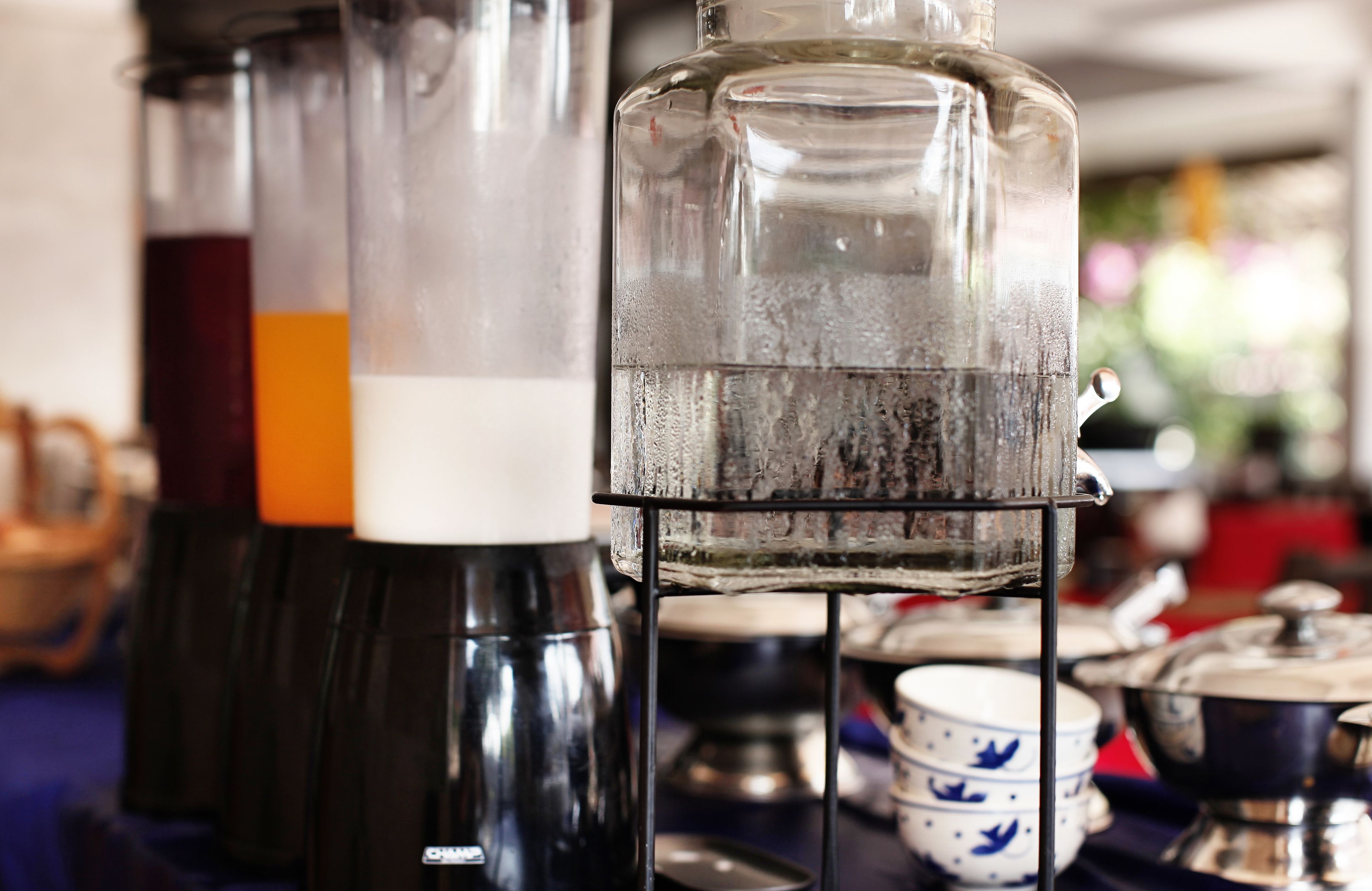 daily continental breakfast (thb 300 per person)