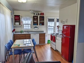 Cottage, 2 camere da letto, cucina | Cucina privata | Microonde