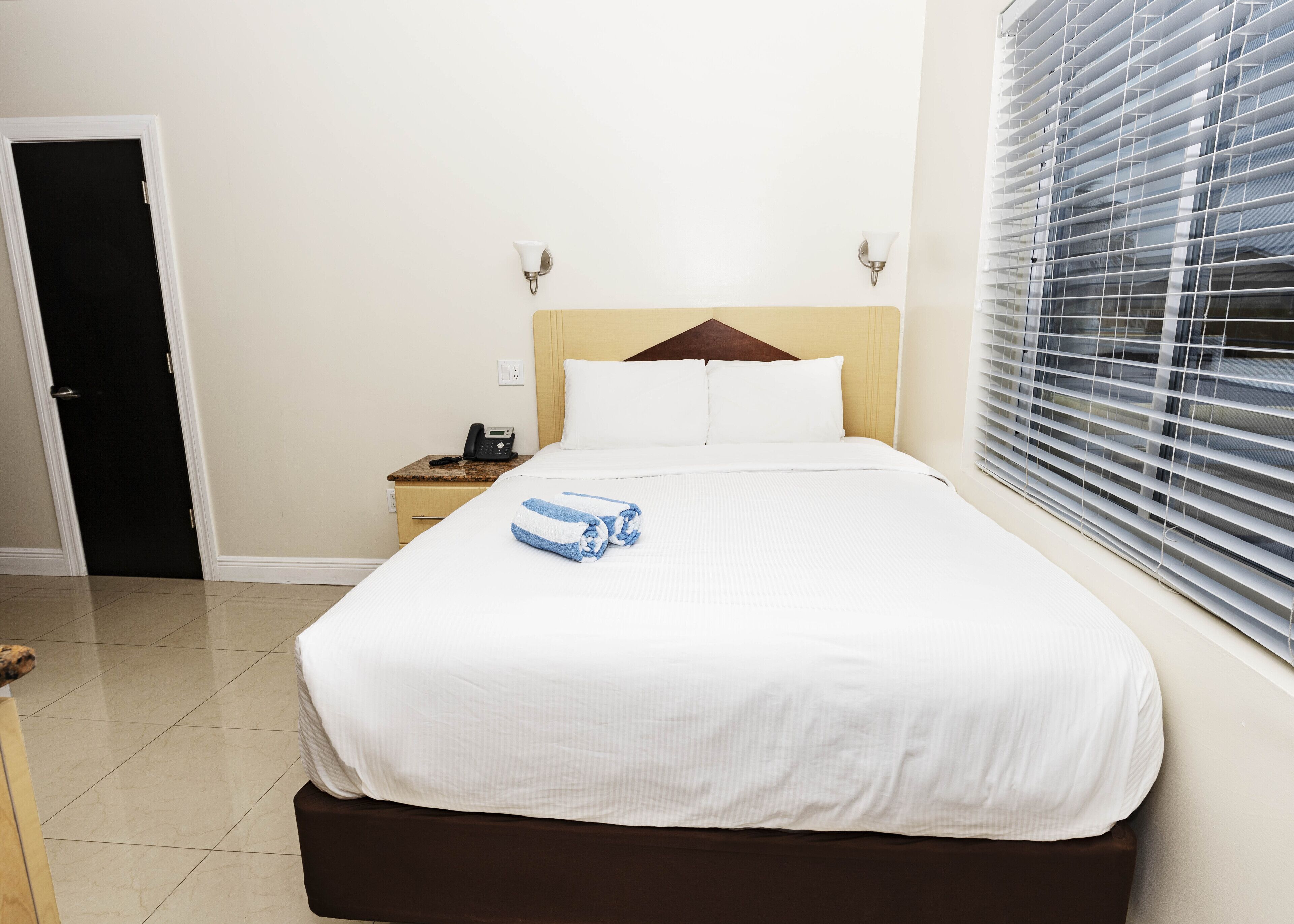 queen studio: 1 queen bed  | 1 bedroom, individually furnished, iron/ironing board, free wifi