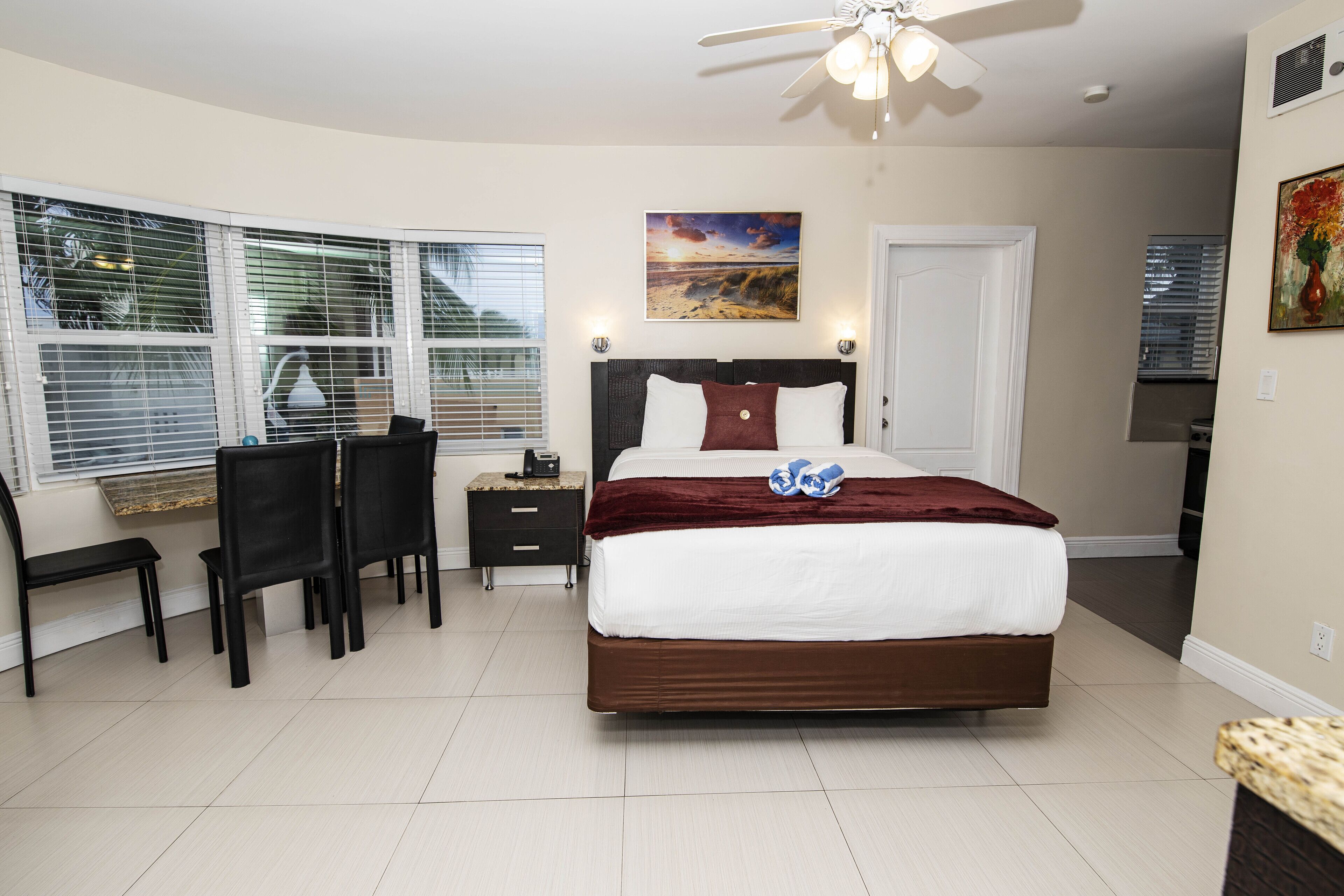 exclusive studio suite | balcony view