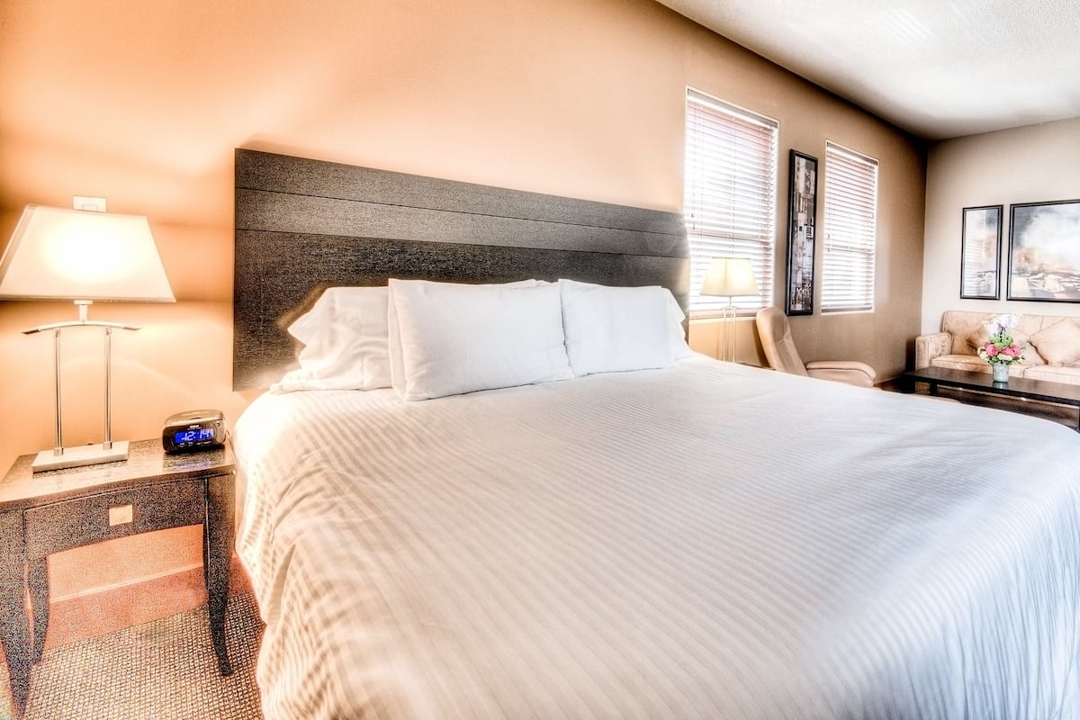 Premium bedding, down duvets, pillow-top beds, desk