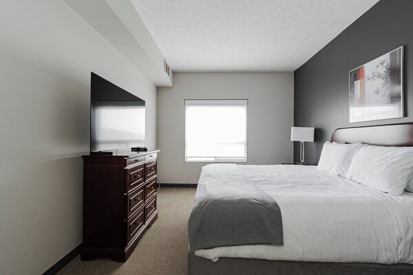 Prime Hotel - Fort McMurray