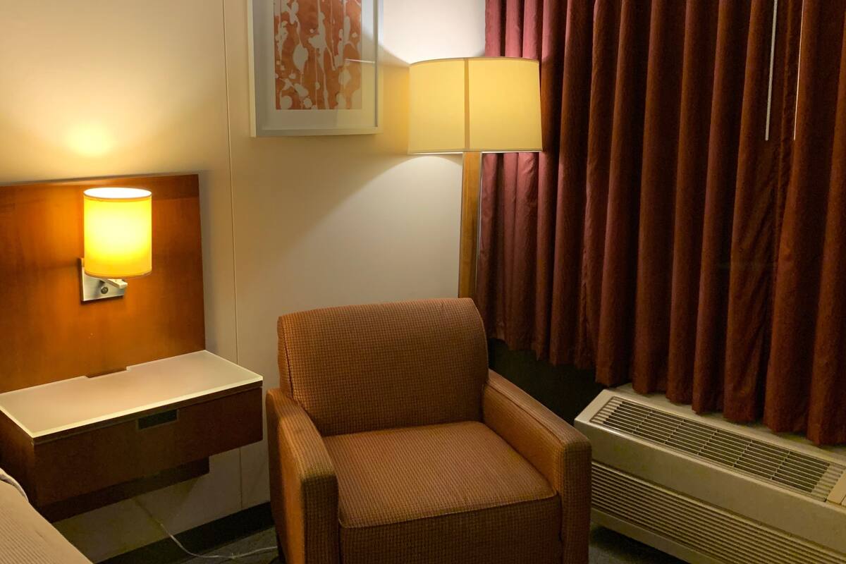 Standard Room, 1 King Bed, Non Smoking