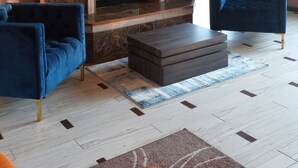 Lobby lounge - Mountain Music Inn (Branson)