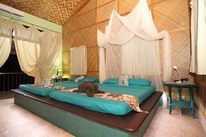 Superior Room, 1 Bedroom, Balcony, Sea View | In-room safe, free WiFi, bed sheets - Parrot Paradise Resort (Alcoy)