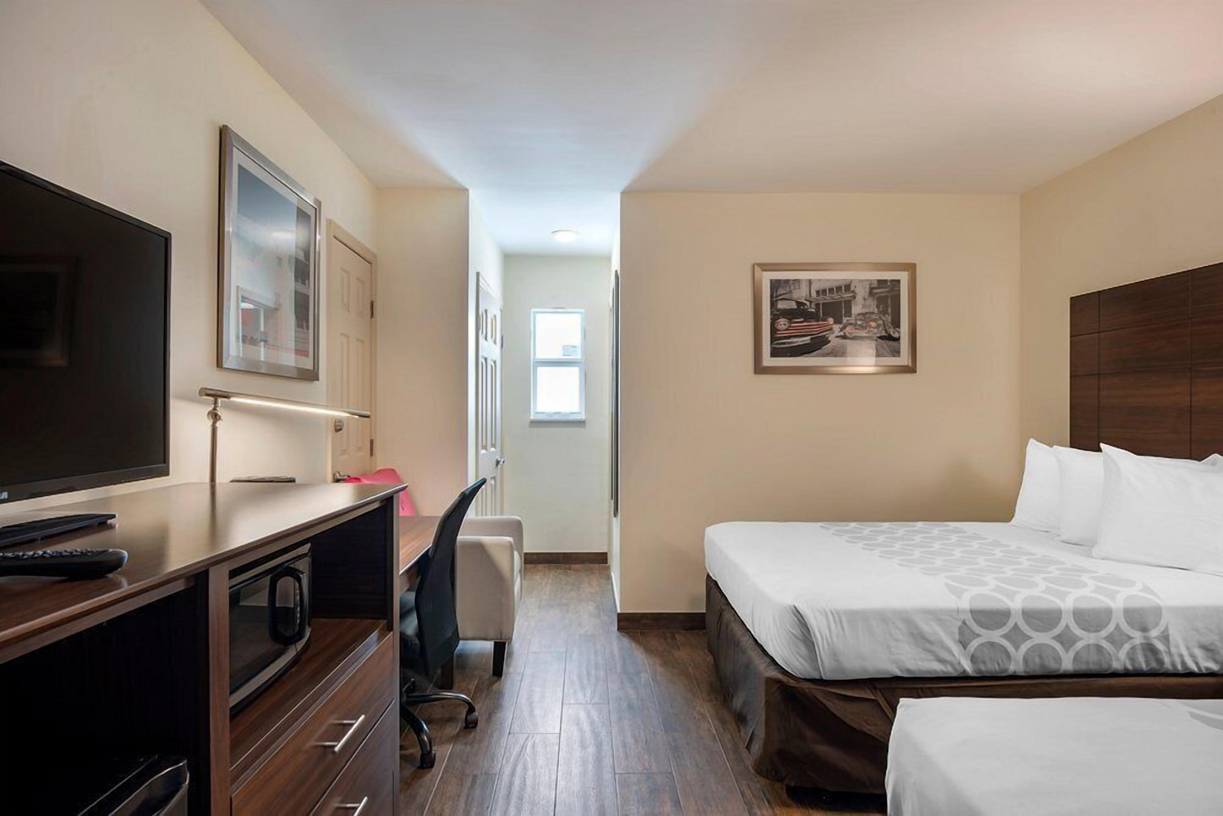 1 bedroom, in-room safe, desk, laptop workspace