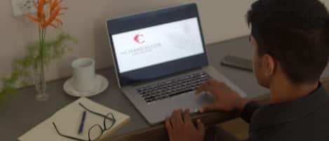 Standardzimmer, 1 Queen-Bett | Wohnbereich | Fernseher, Pay-TV