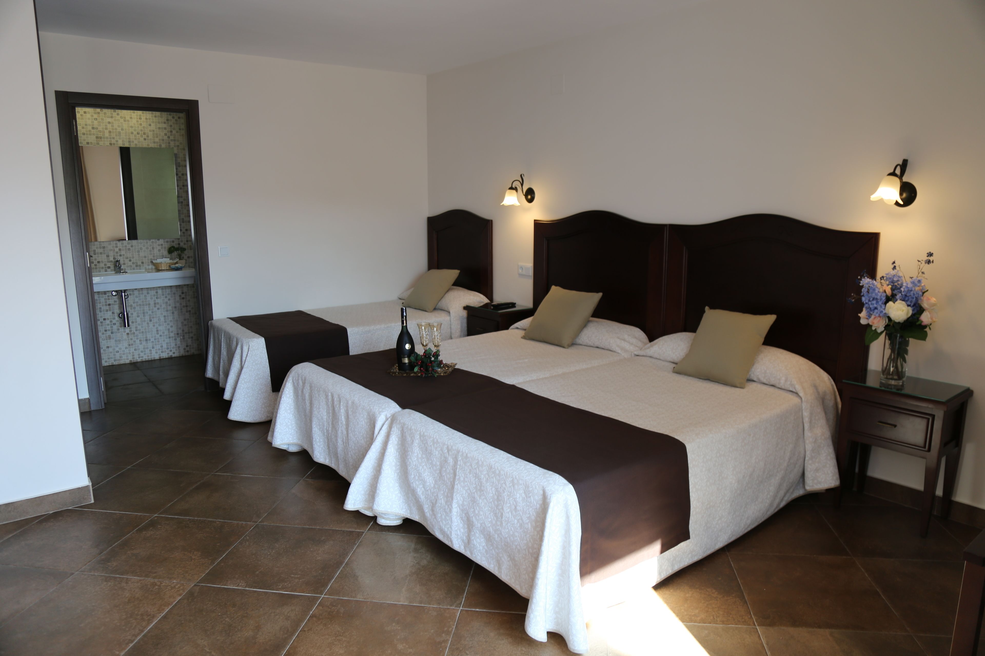 triple room, terrace | minibar, in-room safe, desk, soundproofing