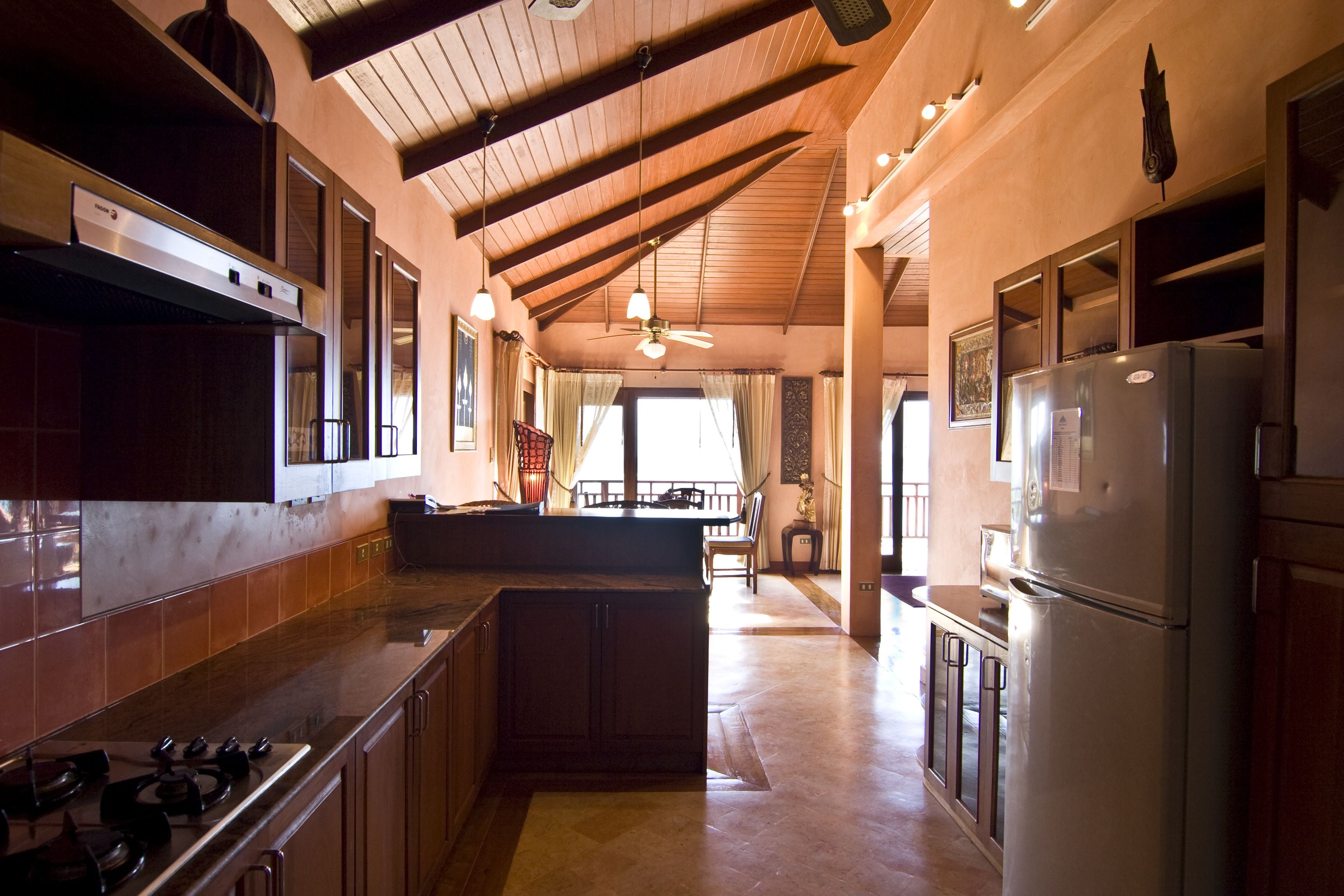 2 bedroom grand villa | private kitchen | microwave, coffee/tea maker, rice cooker