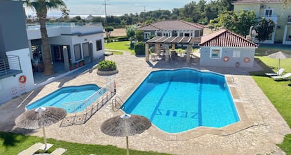 Zeus Hotel
