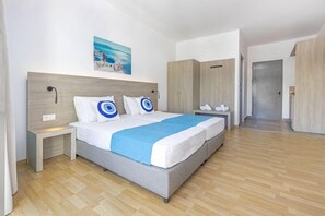In-room safe, soundproofing, iron/ironing board, free WiFi - Vergina Sun (Rhodes)