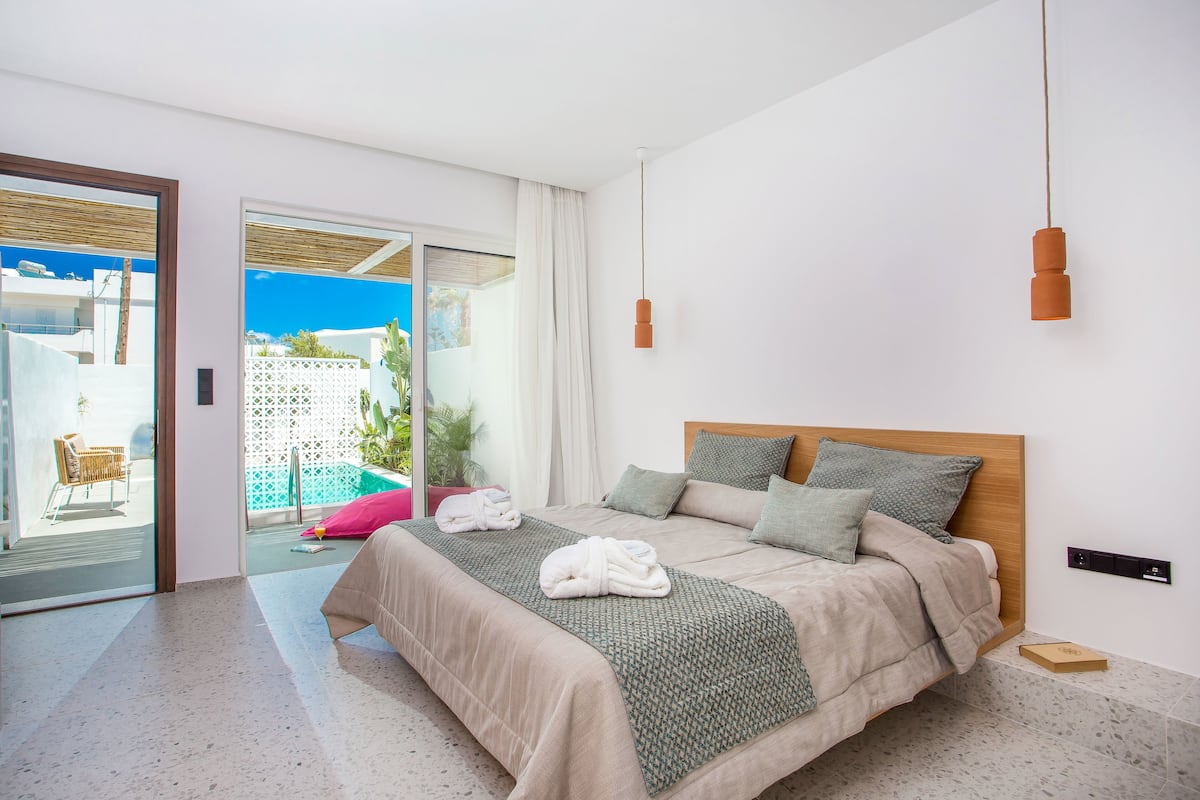 Junior Suite with Private Pool | 2 bedrooms, premium bedding, down duvets, pillow-top beds