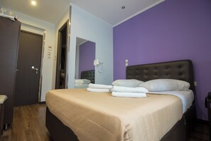 In-room safe, soundproofing, iron/ironing board, free WiFi - Cosmopolit (Athens)