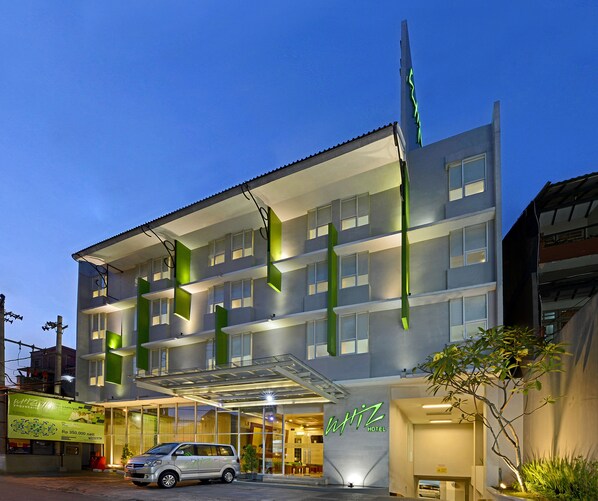 Front of property – evening/night