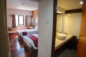 Room - Hotel Arjuna (Yogyakarta)