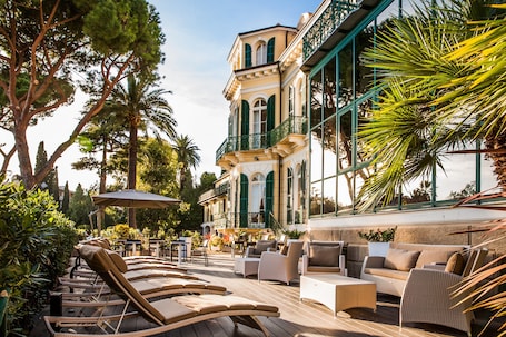 住宿正面. 西尔华 Spa 别墅酒店