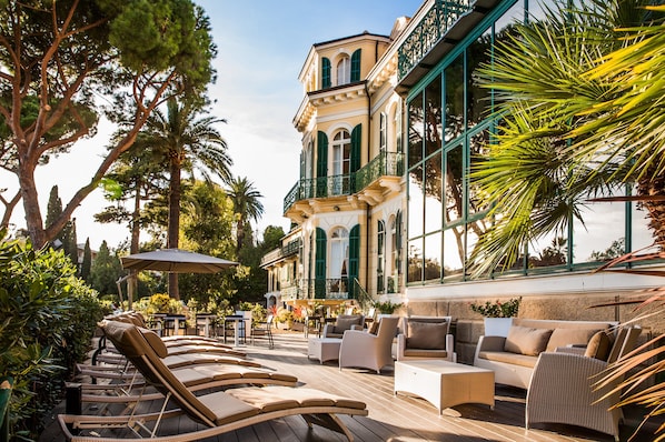 Front of property - Villa Sylva & Spa (Sanremo)