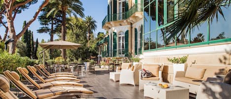 Sundeck