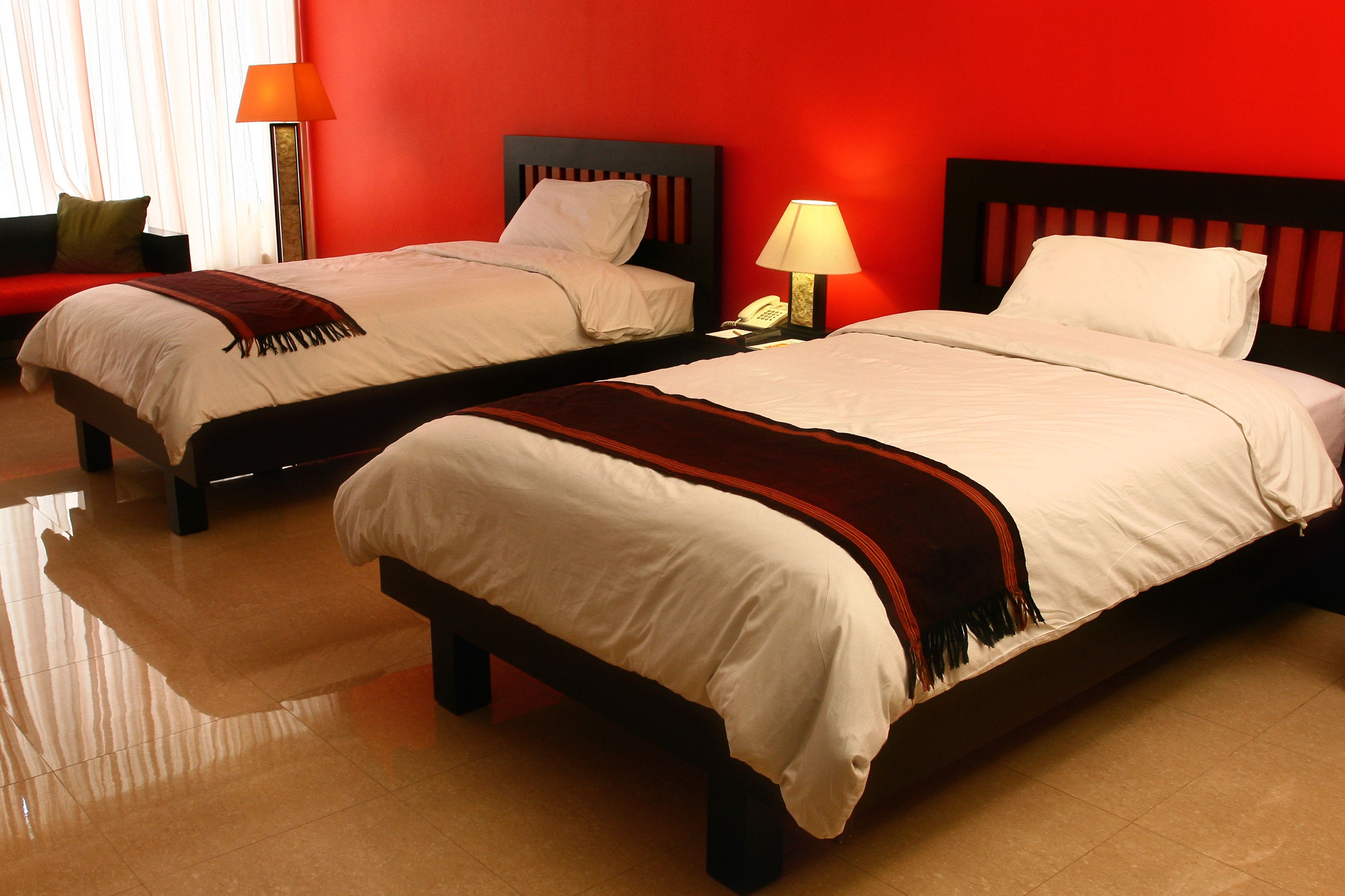 1 bedroom, desk, rollaway beds, free wifi