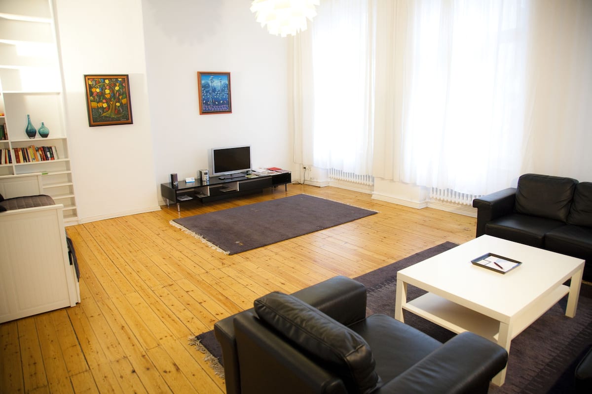 Suite, 1 habitación | Ropa de cama hipoalergénica y minibar