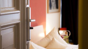 Chambre Double Standard | Literie hypoallergénique, minibar, coffres-forts dans les chambres