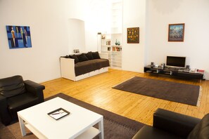Suite, 1 Schlafzimmer | Wohnbereich | Flachbildfernseher, iPod-Dockingstation