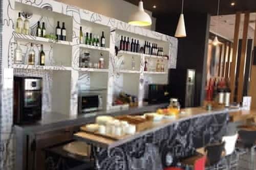 酒吧(店内)