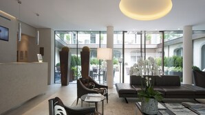 Lobby sitting area - Relais San Lorenzo (Bergamo)