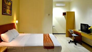 Superior Room | Desk, free WiFi, bed sheets