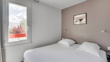 Doppelzimmer | Hochwertige Bettwaren, Schreibtisch, schallisolierte Zimmer
