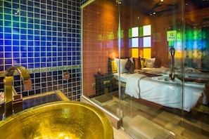 Bathroom sink - Changpuak Boutique House (Chiang Mai)