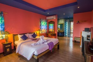 Suite | Individually decorated, individually furnished, desk, free WiFi - Changpuak Boutique House (Chiang Mai)