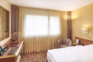 1 bedroom, premium bedding, Select Comfort beds, minibar - becozy Au Parc Hotel Retro Edition (Fribourg)