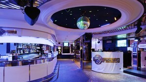 Nightclub - becozy Au Parc Hotel Retro Edition (Fribourg)