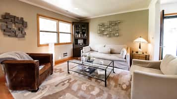Superior House, Private Bathroom, Park View (The Guest House)