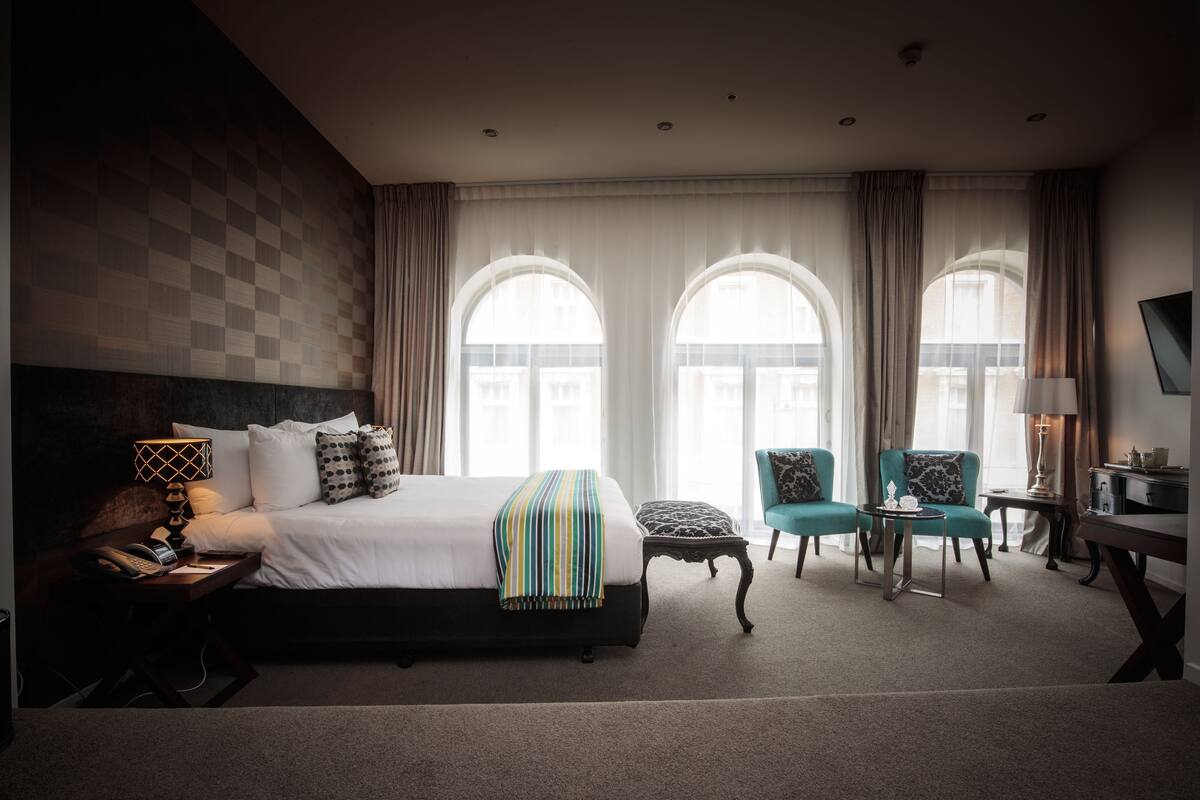 Chambres insonorisées, Wi-Fi gratuit, draps fournis