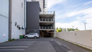 Self-parking (surcharge) 30 per night