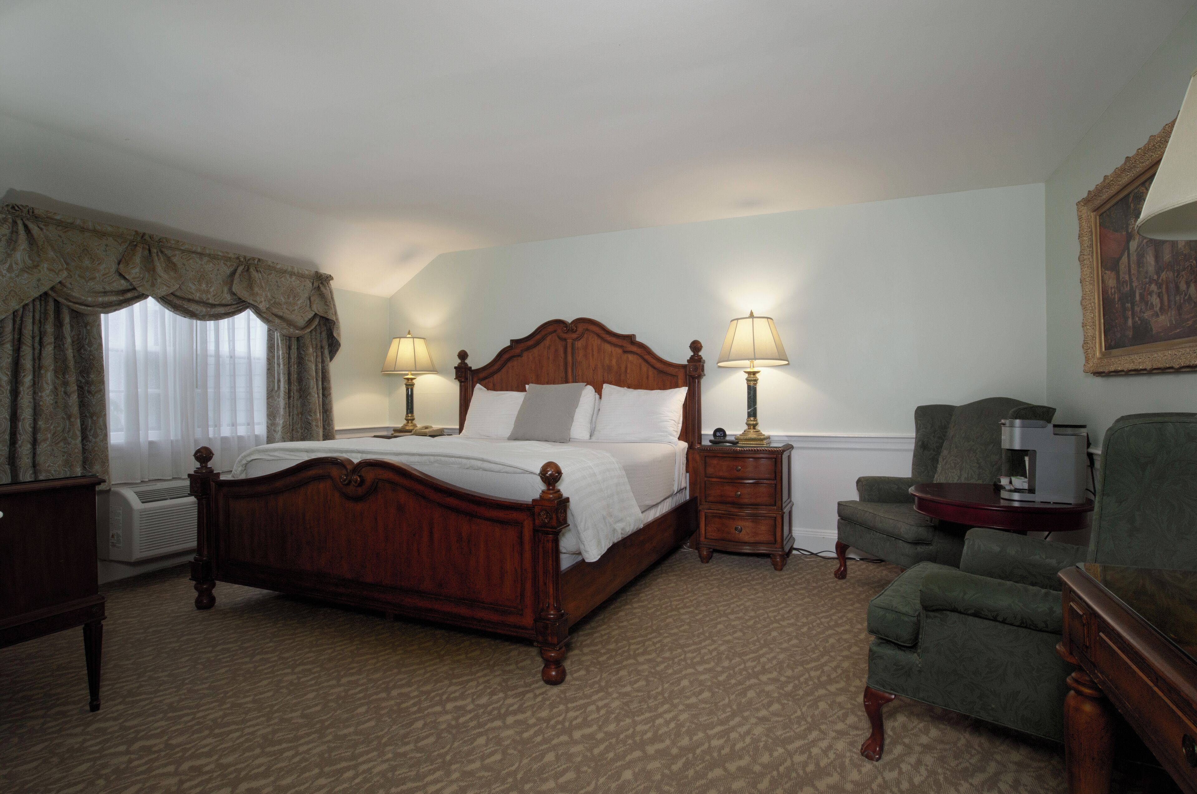 deluxe room | individually decorated, individually furnished, desk, iron/ironing board