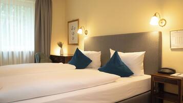 Classic-Dreibettzimmer | Allergikerbettwaren, individuell dekoriert, individuell eingerichtet