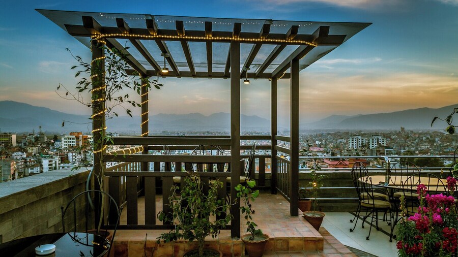 Airport Hotel Kathmandu - Near Pashupatinath Temple