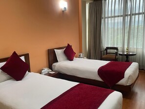 1 bedroom, minibar, in-room safe, desk