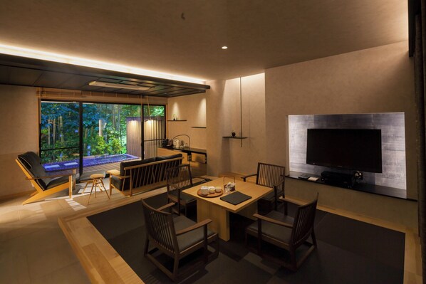 Luxury-Zimmer, Nichtraucher | Daunenbettdecken, individuell dekoriert, individuell eingerichtet