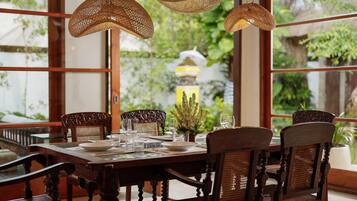 Khu ẩm thực cho gia đình